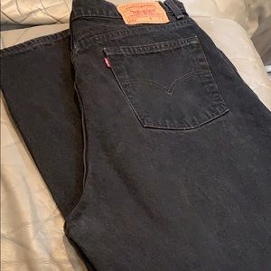 Relaxed Fit Black Jeans